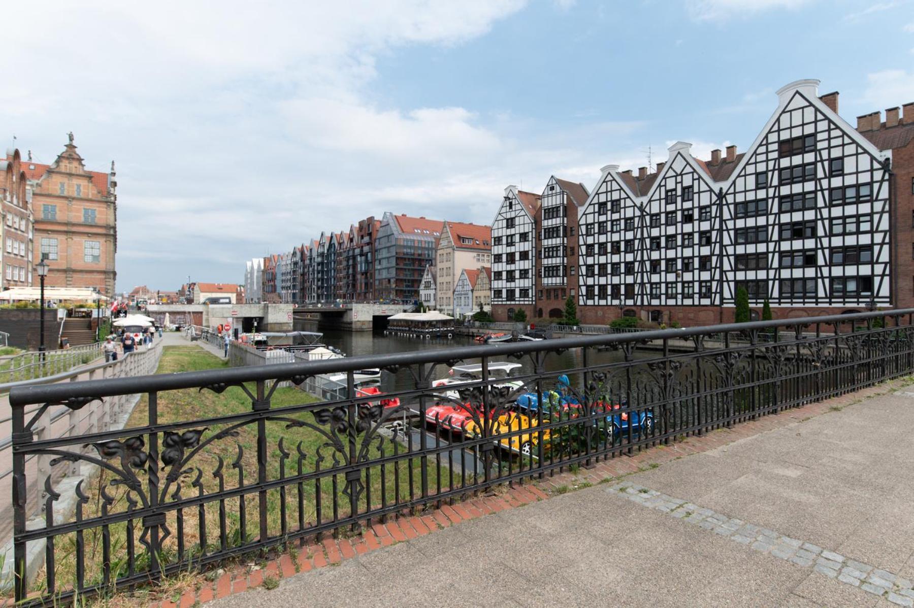 Cosmo Apartments - Old Town グダニスク エクステリア 写真
